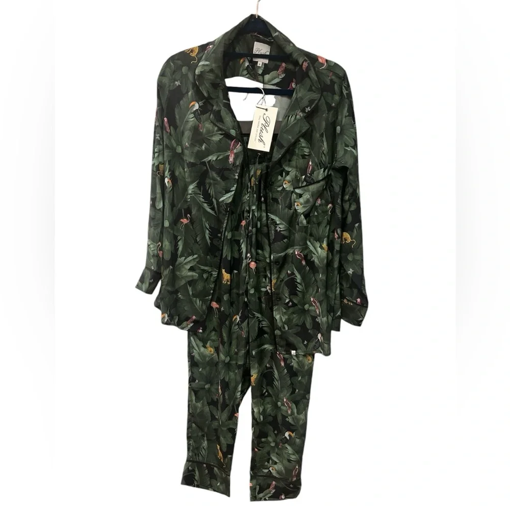 Plush by Revolve Silky Jungle Print PJ Set in Emerald Print Size Small